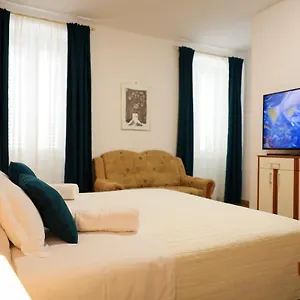 3* Pensión Goga
